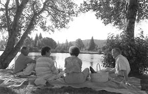 Evening Picnic on the Deschutes