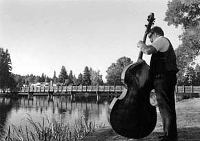 Playing by the Deschutes